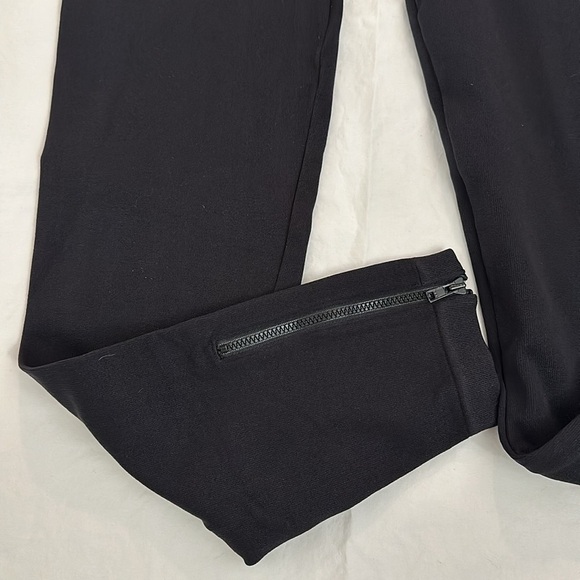 Spanx Seamless Zipper Leggings - Picture 3 of 7